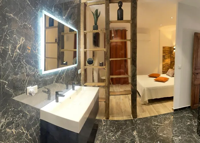 Apartmán De Standing Avec Jacuzzi Exterieur *