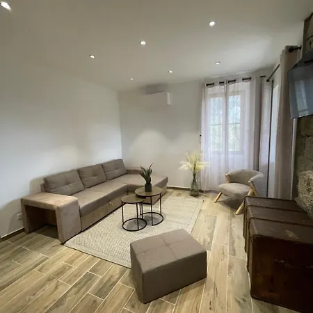 De Standing Avec Jacuzzi Exterieur * Zonza