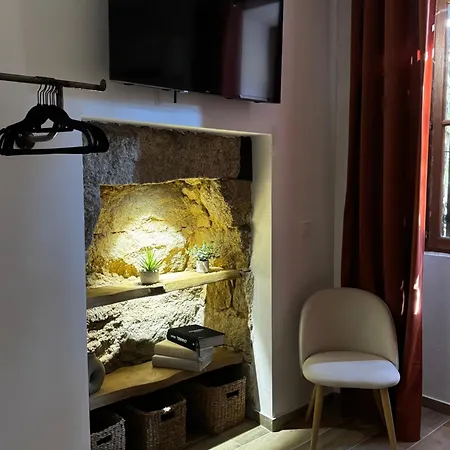 De Standing Avec Jacuzzi Exterieur Daire