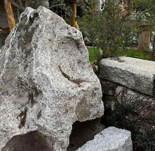 De Standing Avec Jacuzzi Exterieur Zonza