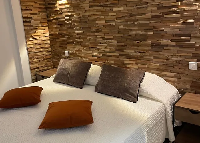 De Standing Avec Jacuzzi Exterieur Daire