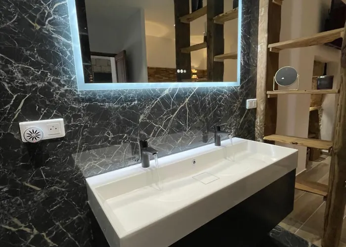 Appartement De Standing Avec Jacuzzi Exterieur *