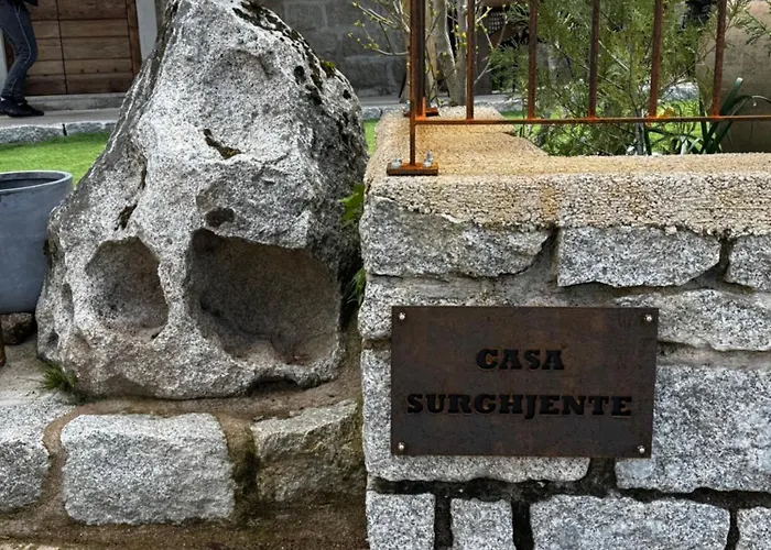 De Standing Avec Jacuzzi Exterieur * Zonza